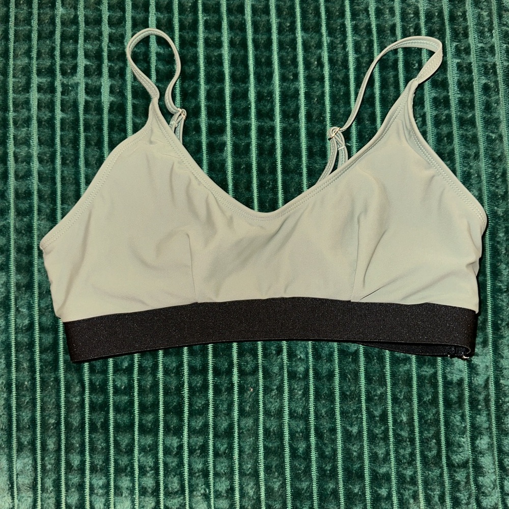 Shein Women's Green and Black Bikini Top 👙